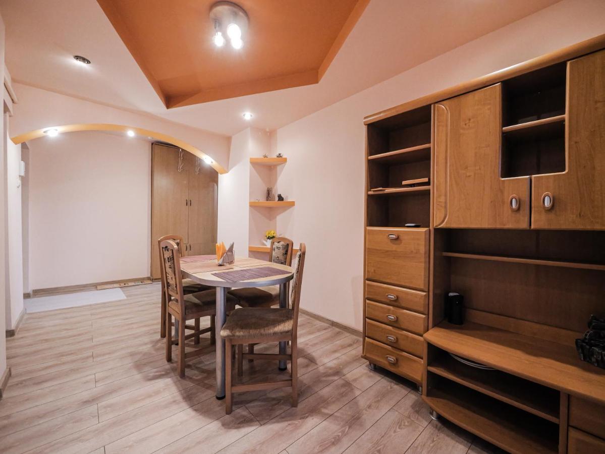 Luxury Ultracentral Curtea de Argeş Esterno foto