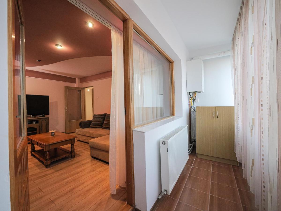 Luxury Ultracentral Curtea de Argeş Esterno foto