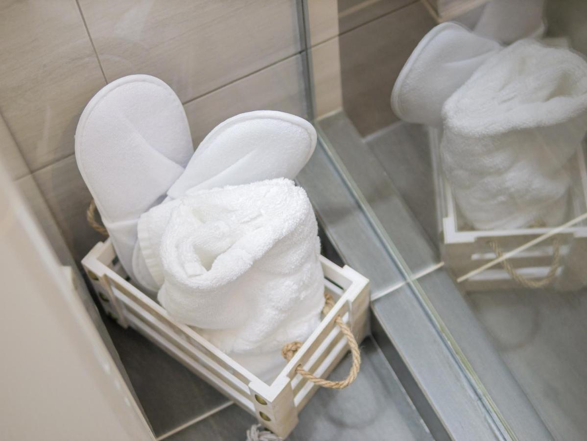 Luxury Ultracentral Curtea de Argeş Esterno foto